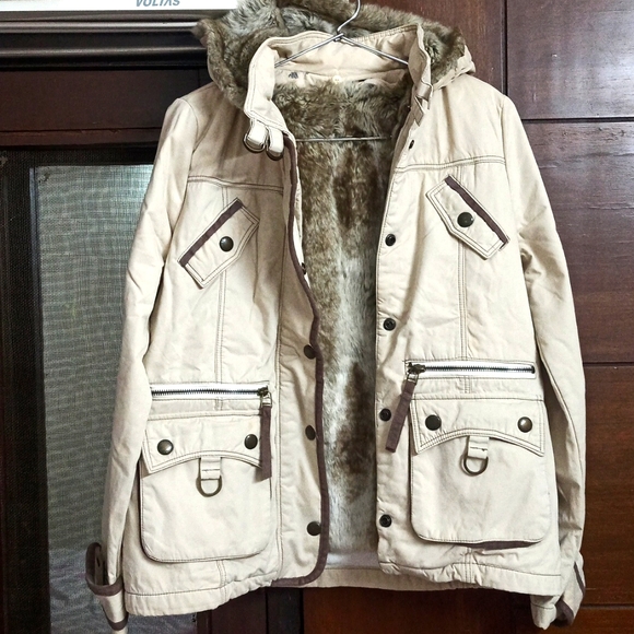 Soneed Jackets & Blazers - Cute n warm jacket